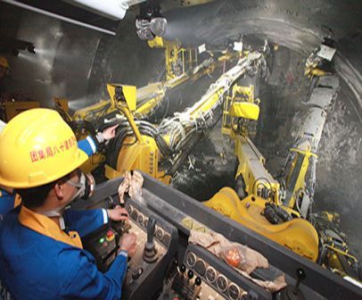 隧道施工利器：三民濕噴機濟南二環路施工紀實